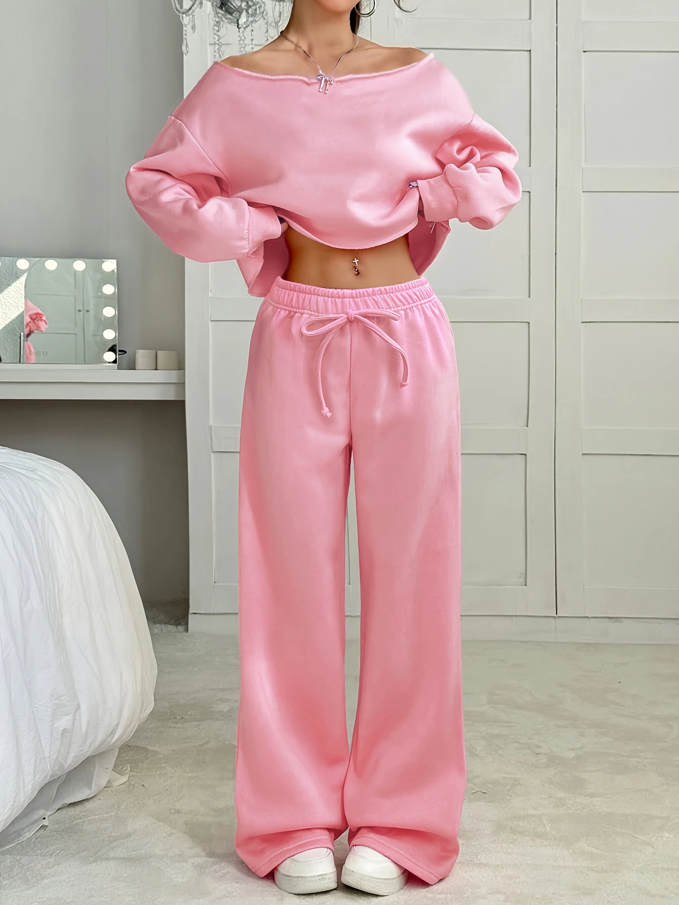 2-Piece Set of Women's Autumn and Winter Pajamas, Simple Solid Color, Comfortable and Stylish, 4