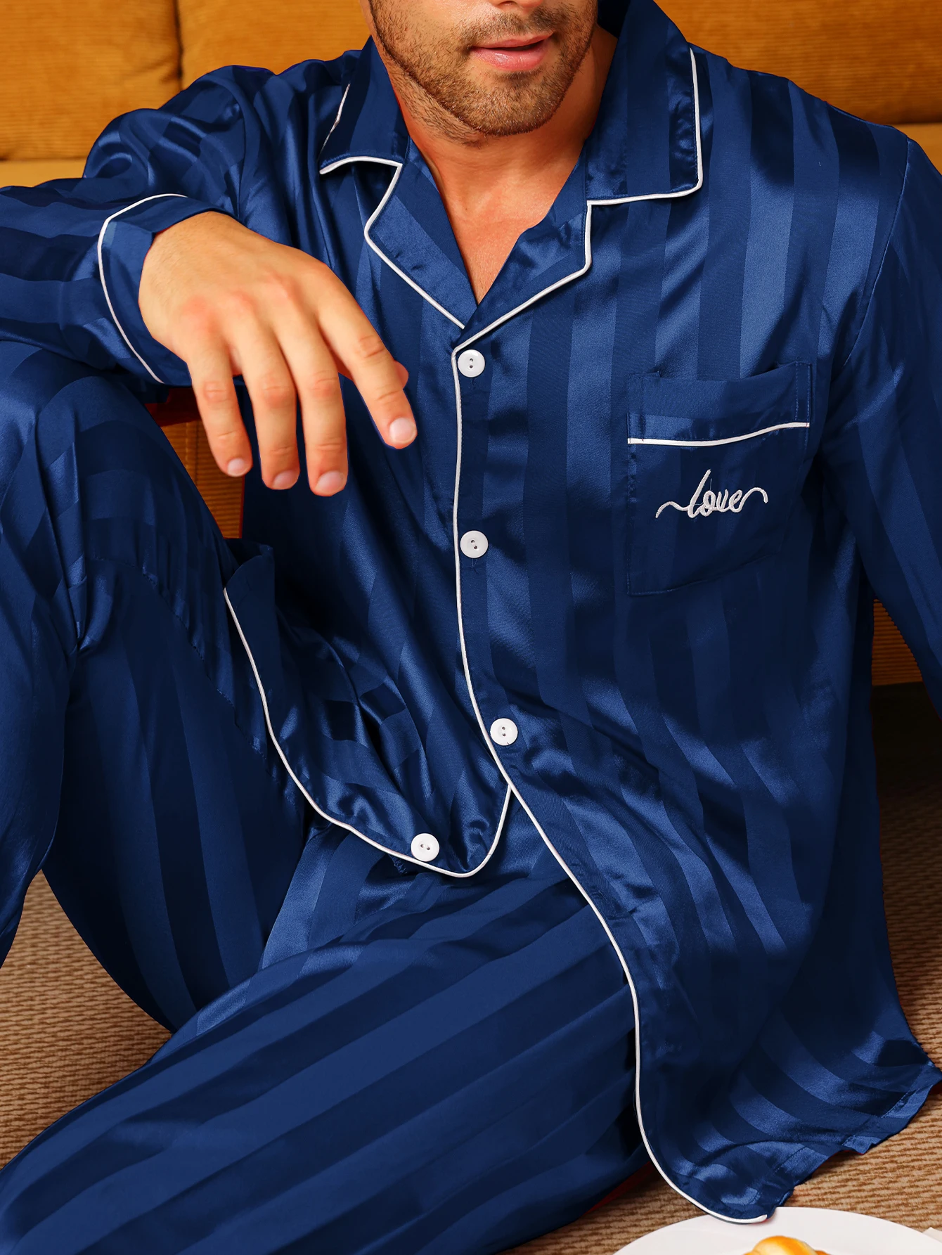 Two piece sets men's pajamas autumn and winter silk satin long sleeved 4