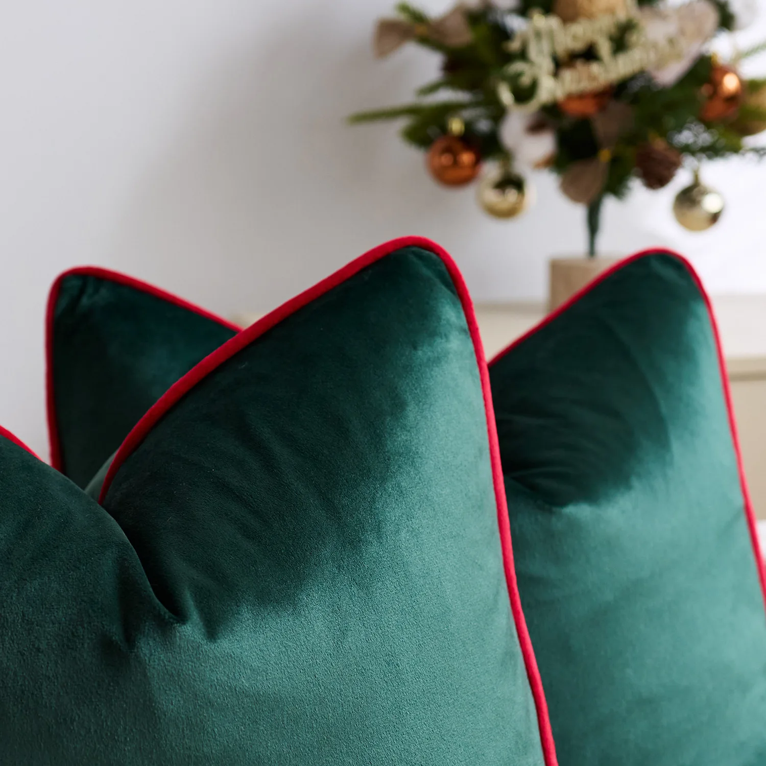 2pcs Luxury Green Red Christmas Pillow Covers 30x50cm 45x45cm Soft Solid Velvet 4