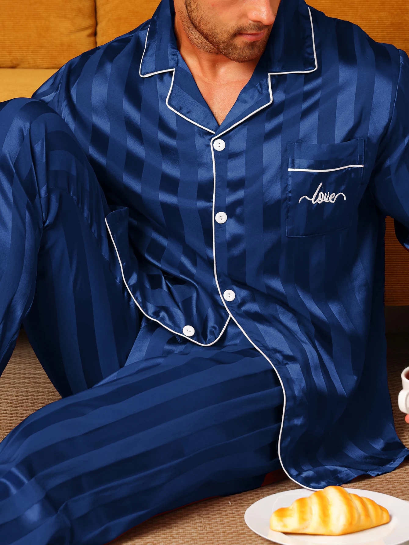 Two piece sets men's pajamas autumn and winter silk satin long sleeved 1