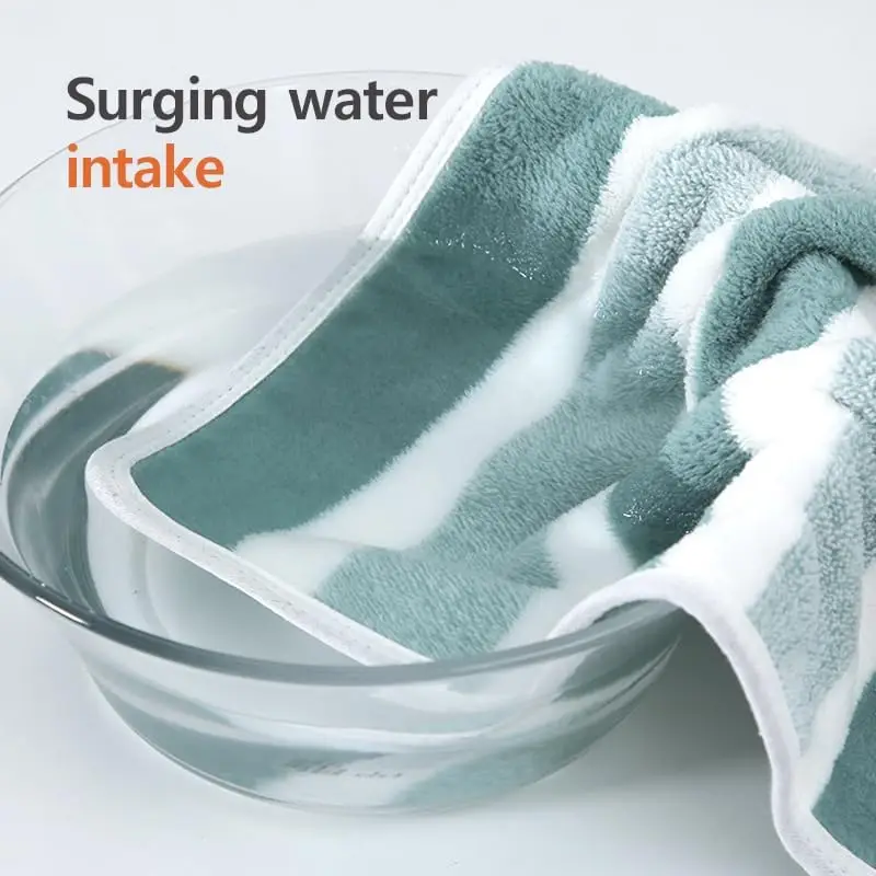 2PCS Bath Towel Striped Pattern Thickened Absorbent Towel 3