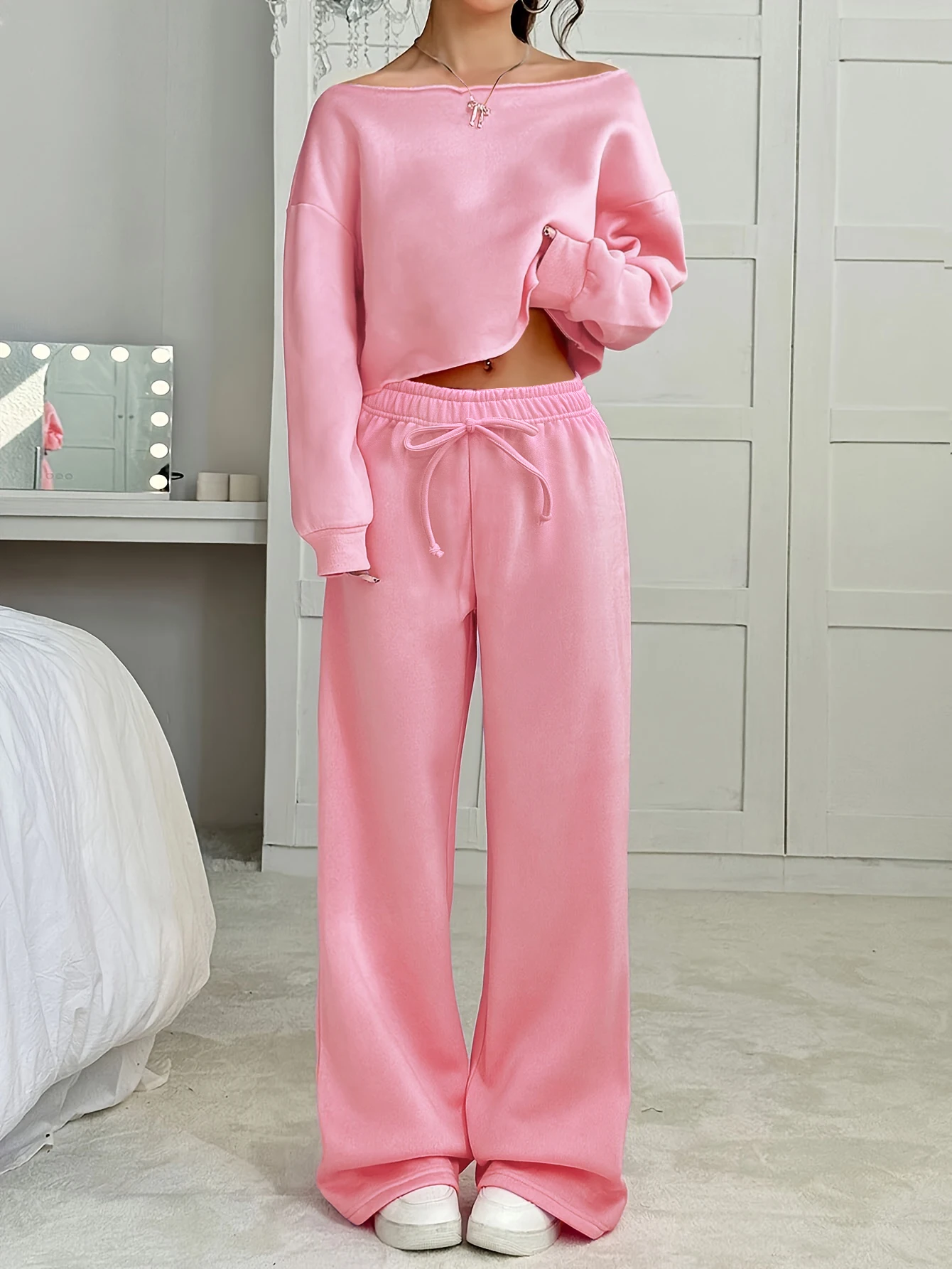 2-Piece Set of Women's Autumn and Winter Pajamas, Simple Solid Color, Comfortable and Stylish, 3